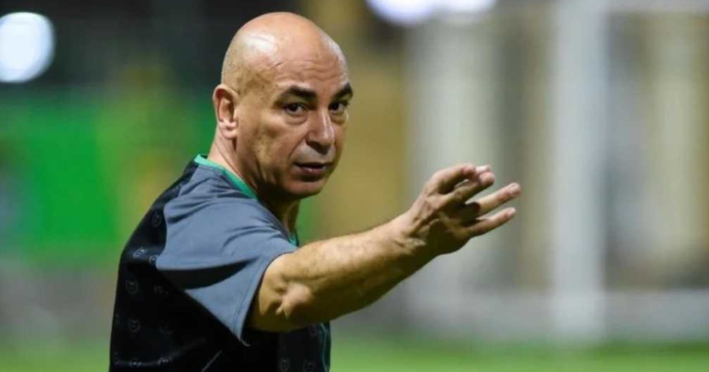 حسام حسن يلاحق رضا عبد العال قضائيا بتهمة التشهير والسب